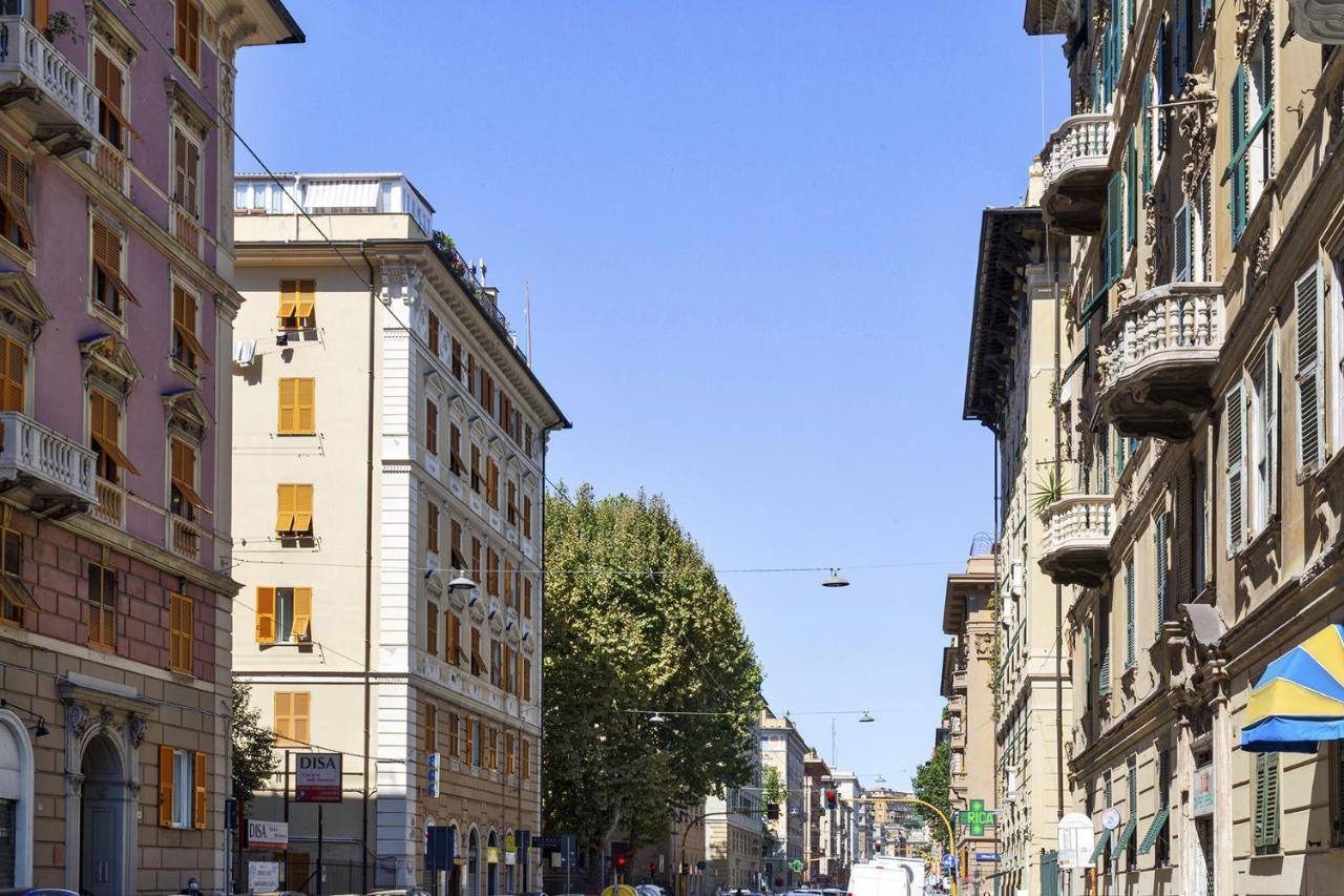Colore E Stile Nel Centro Di Genova By Wonderful Italy Lägenhet Exteriör bild
